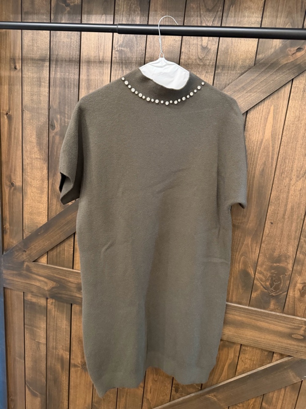 Olive Green Short-Sleeve Knit Dress with Collar Detail